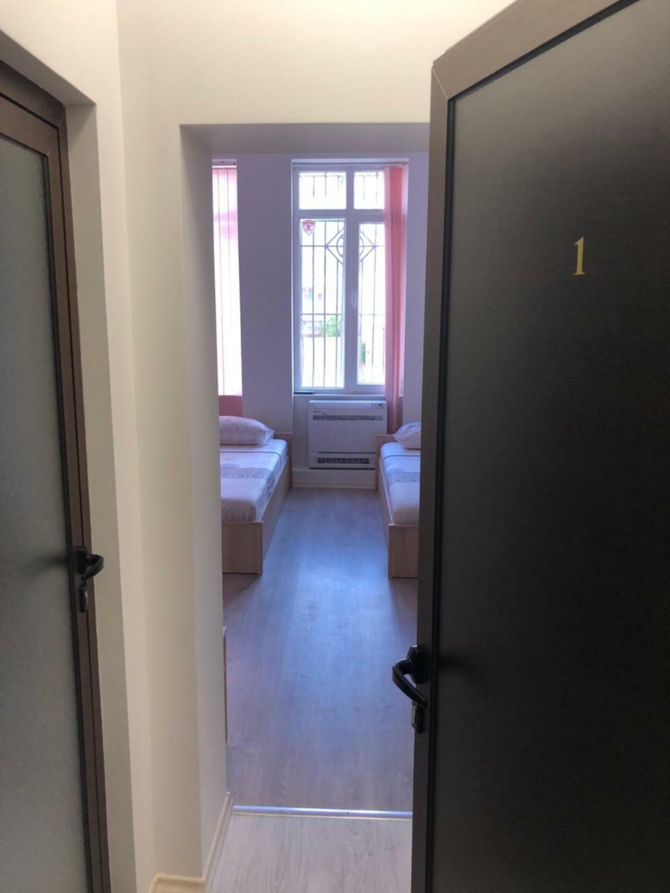 Guest Rooms Opera Plovdiv Bagian luar foto