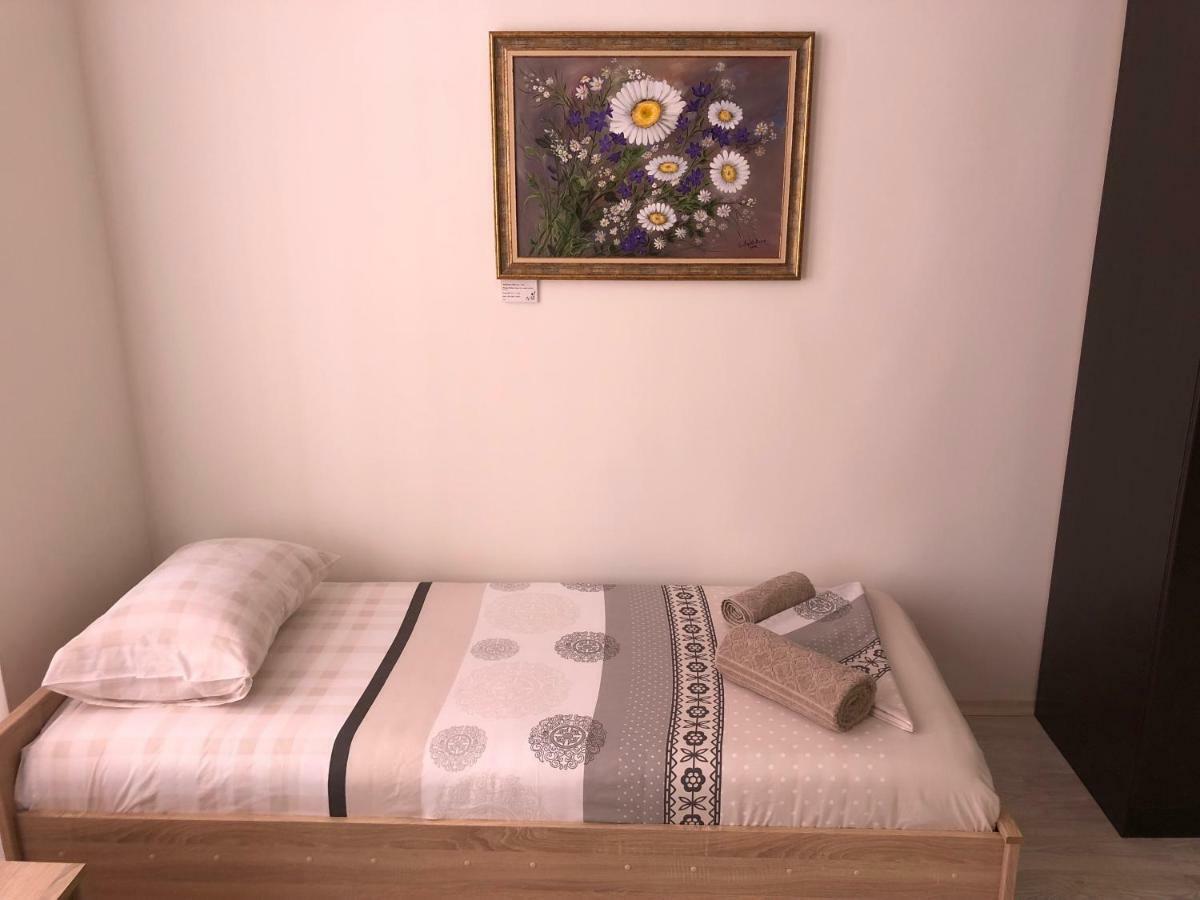 Guest Rooms Opera Plovdiv Bagian luar foto