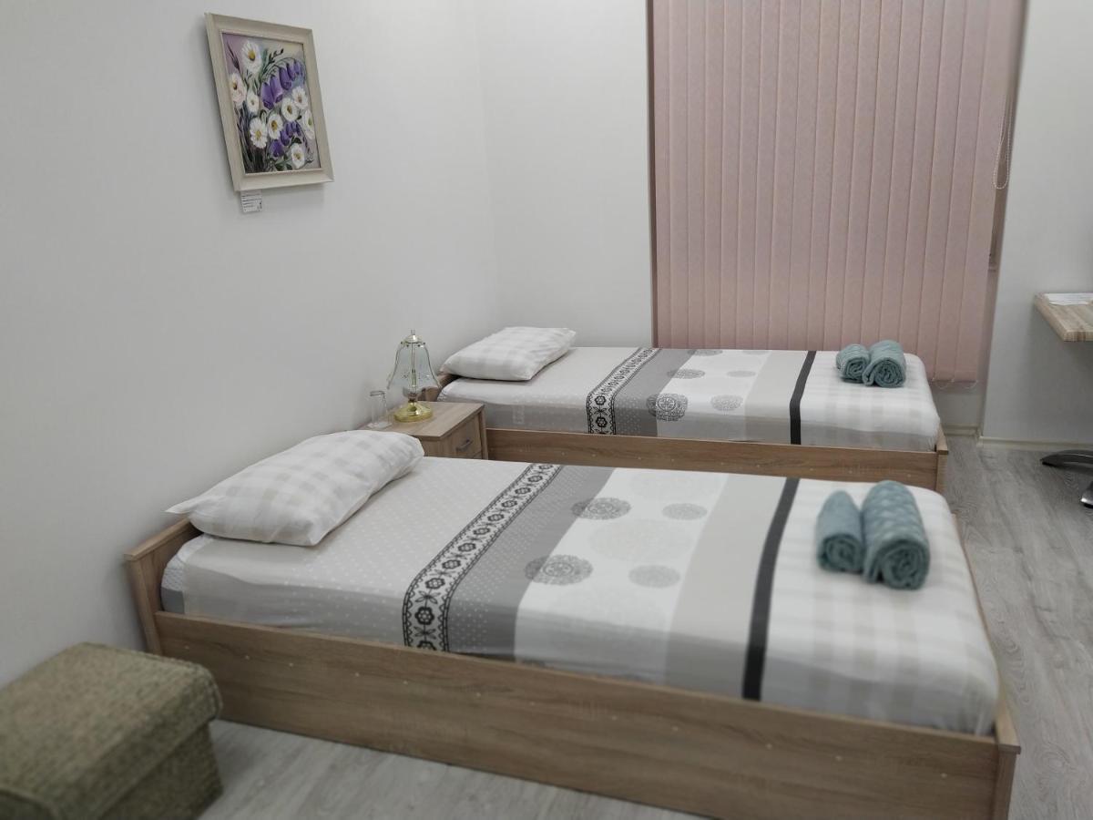 Guest Rooms Opera Plovdiv Bagian luar foto